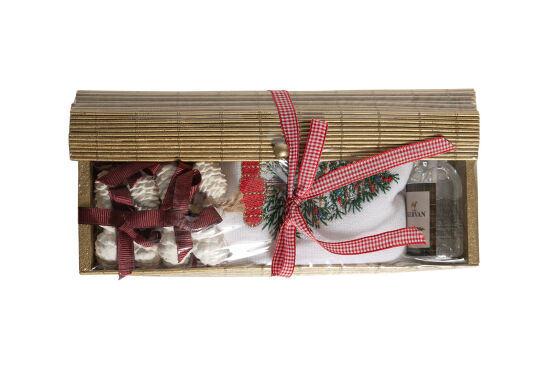 6'LI KOZALAK KOKU TAŞI/ÇAM AĞAÇ NAKIŞLI HAVLU 50x75 cm KUTULU SET BEYAZ - 3