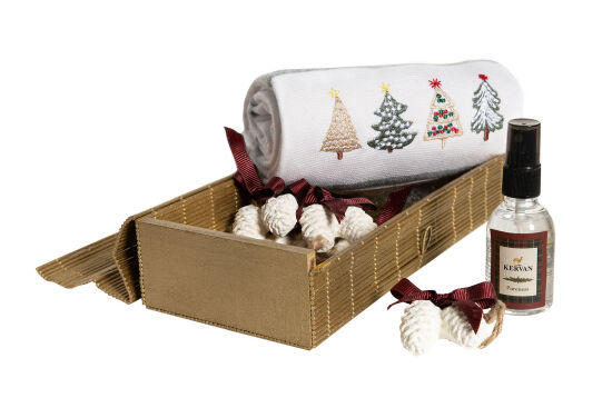 6'LI KOZALAK KOKU TAŞI/ÇOKLU AĞAÇ NAKIŞLI HAVLU 50x75 cm KUTULU SET BEYAZ - 1