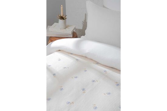 BONİSSA DANTELLİ PİKE-YATAK ÖRTÜSÜ 240x250 KREM-MAVİ - 6
