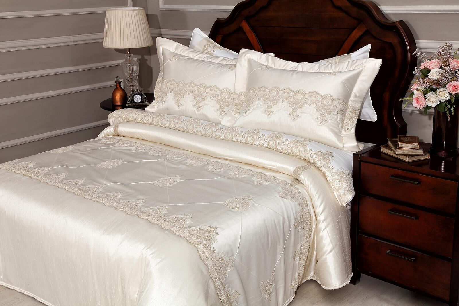 CASSINA YATAK ORTUSU KREM CK.270x270cm 3 PRC Kervan Mobilya