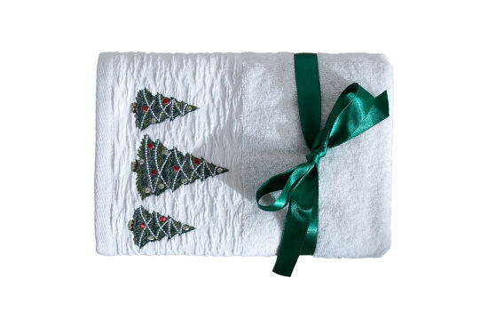 İKİLİ 45X70 cm ÇAM AĞAÇ NAKIŞLI HAVLU BEYAZ-K.YEŞİL - 2