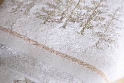 İKİLİ 45X70 cm ÇAM AĞAÇLI KUTULU HAVLU BEYAZ-MİX - 4