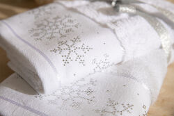 İKİLİ 45X70 cm KARTANESİ TAŞLI HAVLU BEYAZ - 4