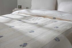 LAGOS DANTELLİ PİKE-YATAK ÖRTÜSÜ 240x250 KREM-MAVİ - 2