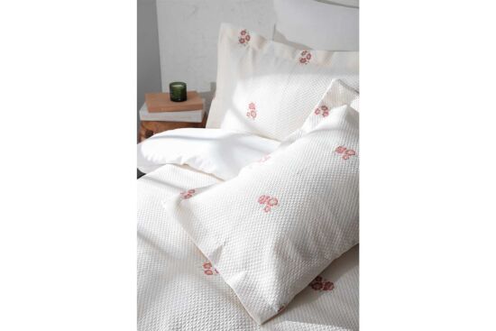 LAGOS PİKE-YATAK ÖRTÜSÜ 240x250 3 PRC KREM-KIRMIZI - 5