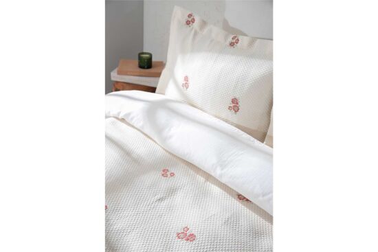 LAGOS PİKE-YATAK ÖRTÜSÜ 240x250 3 PRC KREM-KIRMIZI - 6