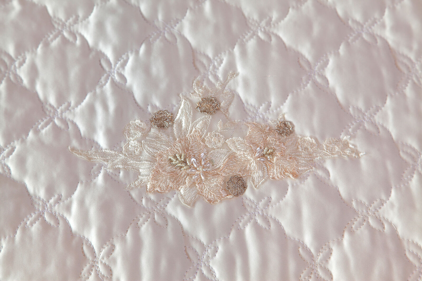 SENTOSA KAPITONELI YATAK ORT.KREM CK.270x270cm 3 PRC