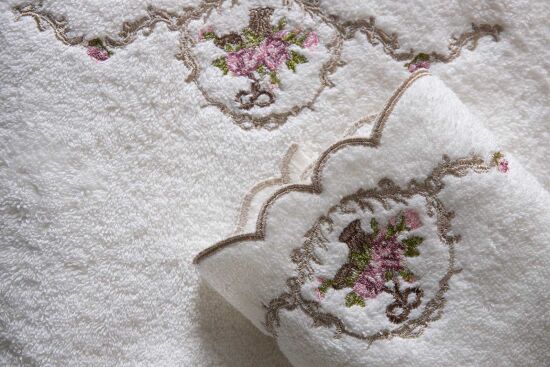 VERONİCA 30X50 CM HAVLU KREM - 4